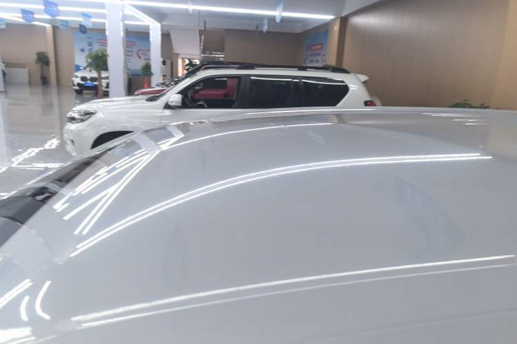 Used SAIC MAXUS G50 2022 1.5T Manual Touring A Roof
