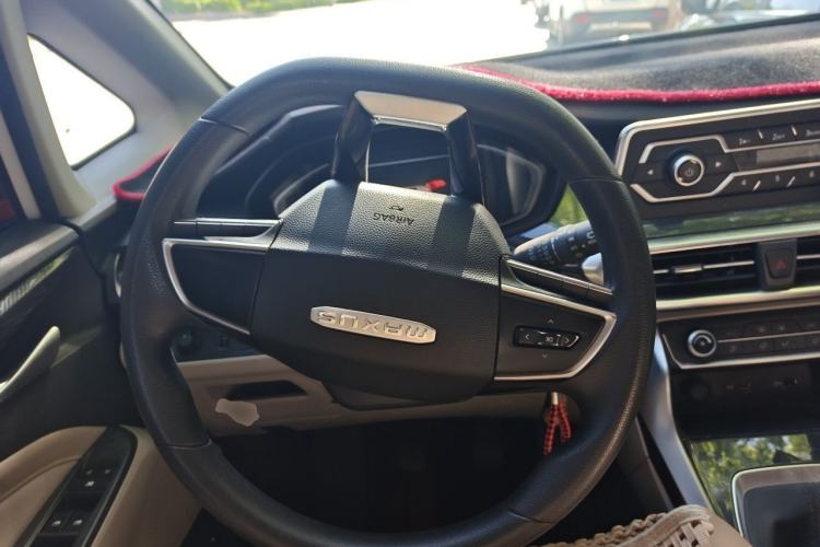 Used SAIC MAXUS G50 2022 1.5T Manual Touring A Steering Wheel