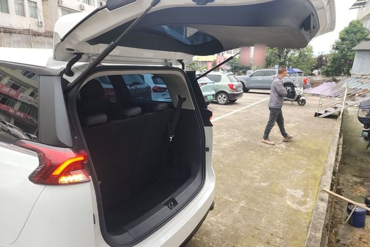 Used SAIC MAXUS G50 2022 1.5T Manual Comfort B Trunk