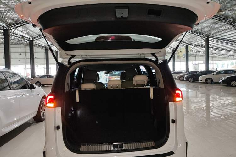 Used SAIC MAXUS G50 2022 1.5T Automatic Comfort Touring A Trunk