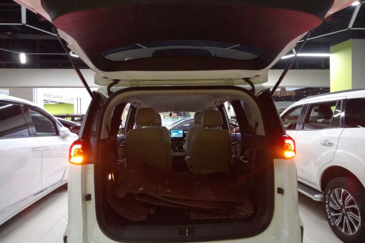 Used SAIC MAXUS G50 2022 1.5T Automatic Comfort Touring A Trunk