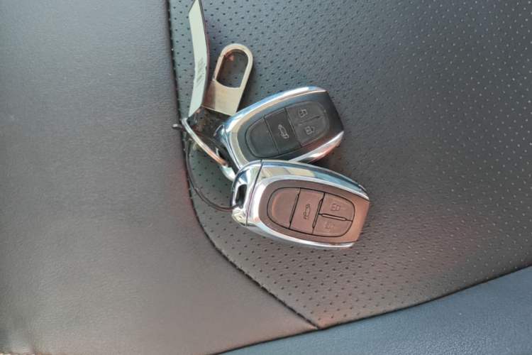 Used SAIC MAXUS G50 2022 1.5T Automatic Comfort Touring B Vehicle Key