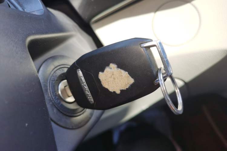 Used SAIC MAXUS G50 2022 1.5T Automatic Comfort Touring A Vehicle Key