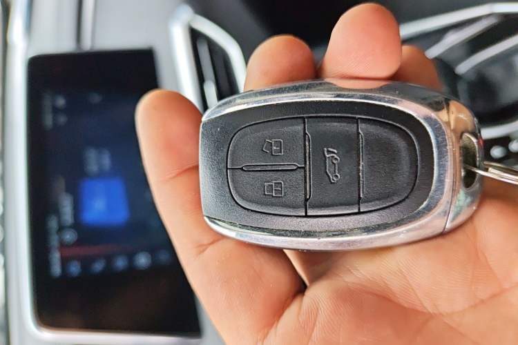 Used SAIC MAXUS G50 2022 1.5T Automatic Comfort Touring B Vehicle Key