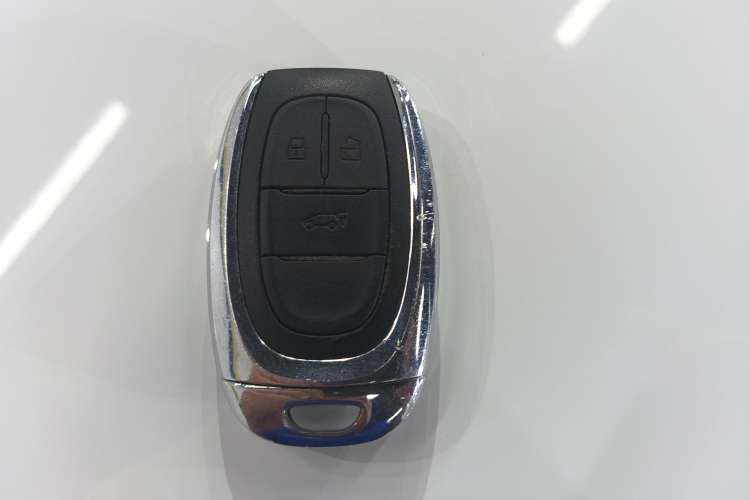 Used SAIC MAXUS G50 2022 1.5T Automatic Comfort Touring B Vehicle Key