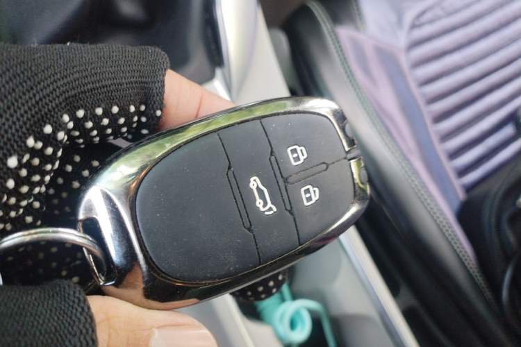 Used SAIC MAXUS G50 2022 1.5T Manual Touring A Vehicle Key