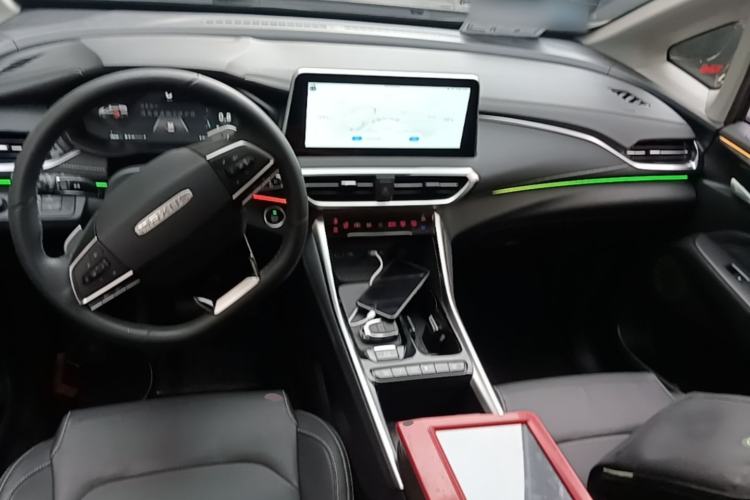 Used SAIC MAXUS G50 2023 PLUS 1.5T Happiness-Recommended Automatic Escort Edition Center Console