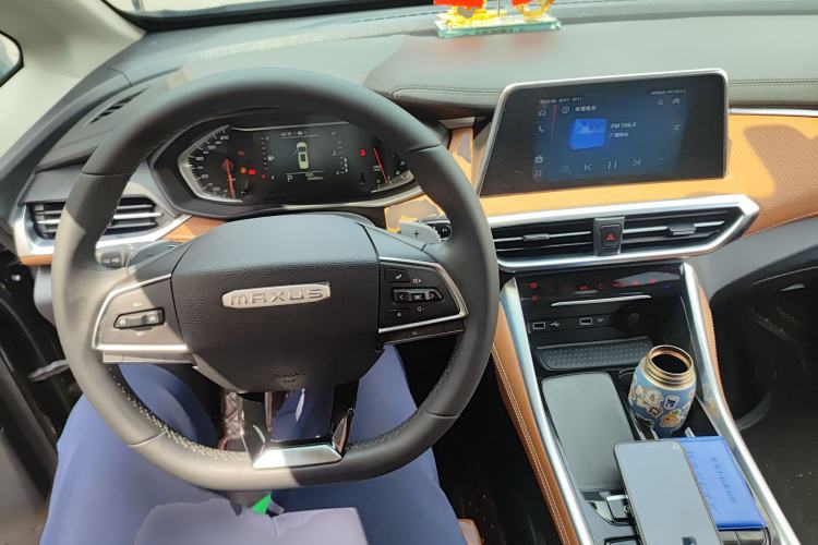 Used SAIC MAXUS G50 2023 PLUS 1.5T Happiness-Recommended Automatic Start Edition Center Console