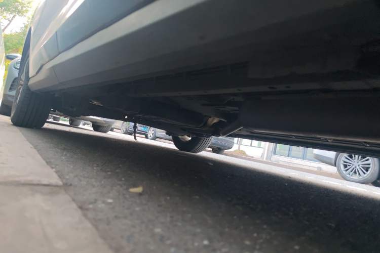 Used SAIC MAXUS G50 2023 PLUS 1.5T Happiness-Recommended Automatic Start Edition Chassis Front Right