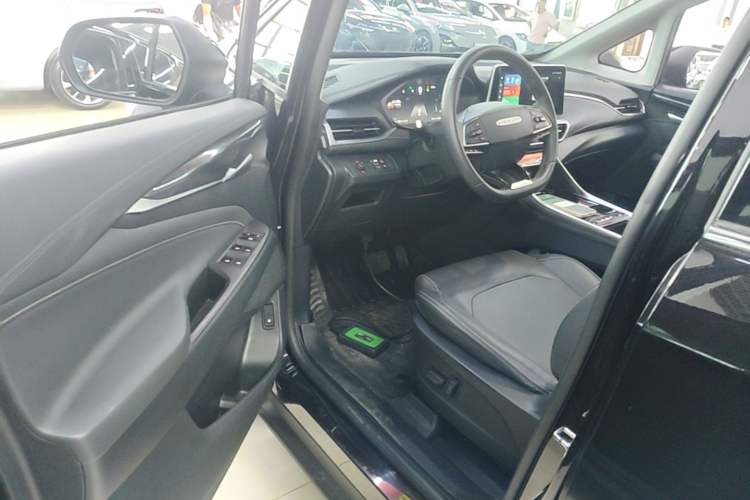 Used SAIC MAXUS G50 2023 PLUS 1.5T Happiness-Recommended Automatic Escort Edition Driver Seat