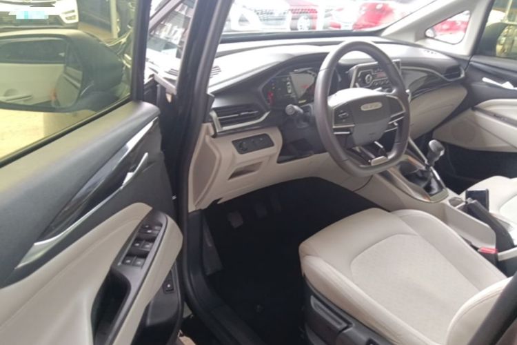 Used SAIC MAXUS G50 2023 1.5T Manual Comfort B Trim Driver Seat