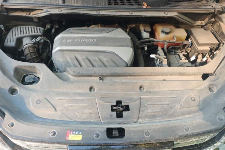 Used SAIC MAXUS G50 2023 PLUS 1.5T Happiness-Recommended Automatic Escort Edition Engine Bay