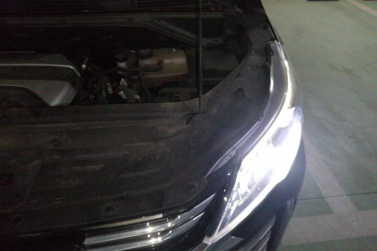 Used SAIC MAXUS G50 2023 PLUS 1.5T Happiness-Recommended Automatic Cruise Version Engine Bay Left