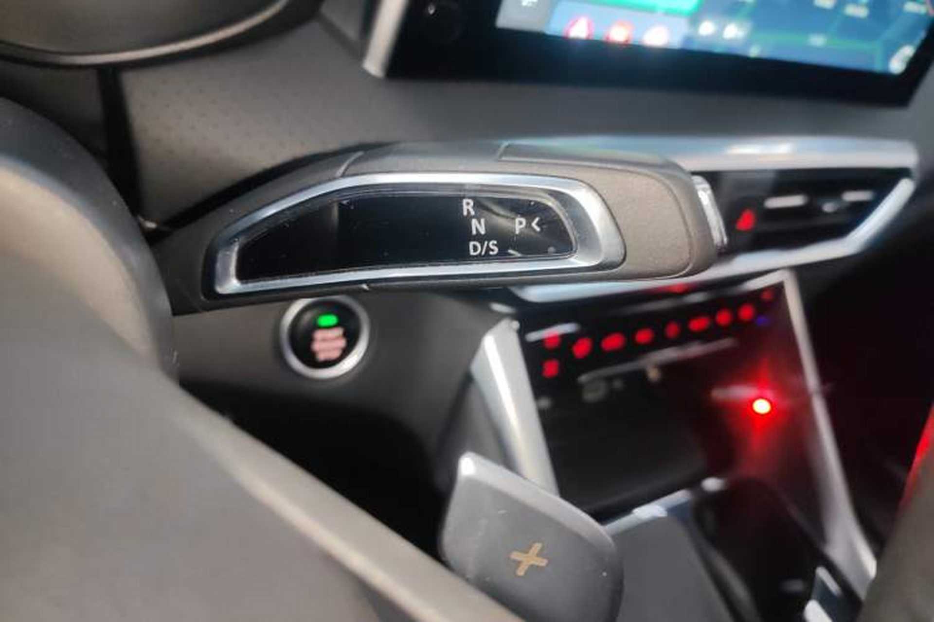 Used SAIC MAXUS G50 2023 PLUS 1.5T Automatic Escort Edition Gear Lever