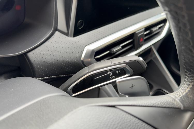 Used SAIC MAXUS G50 2023 PLUS 1.5T Happiness-Recommended Automatic Escort Edition Gear Lever