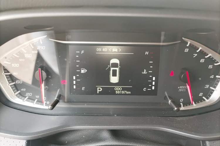 Used SAIC MAXUS G50 2023 PLUS 1.5T Happiness-Recommended Automatic Start Edition Instrument Cluster
