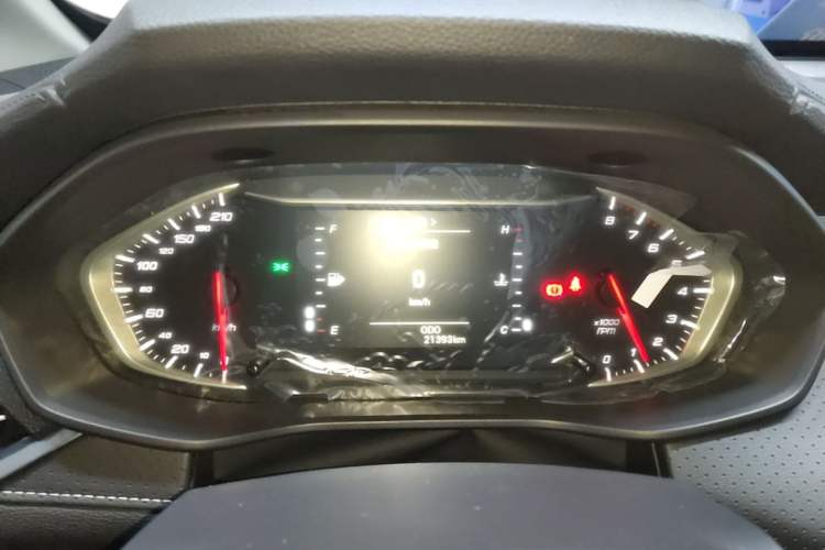 Used SAIC MAXUS G50 2023 1.5T Manual Comfort B Trim Instrument Cluster