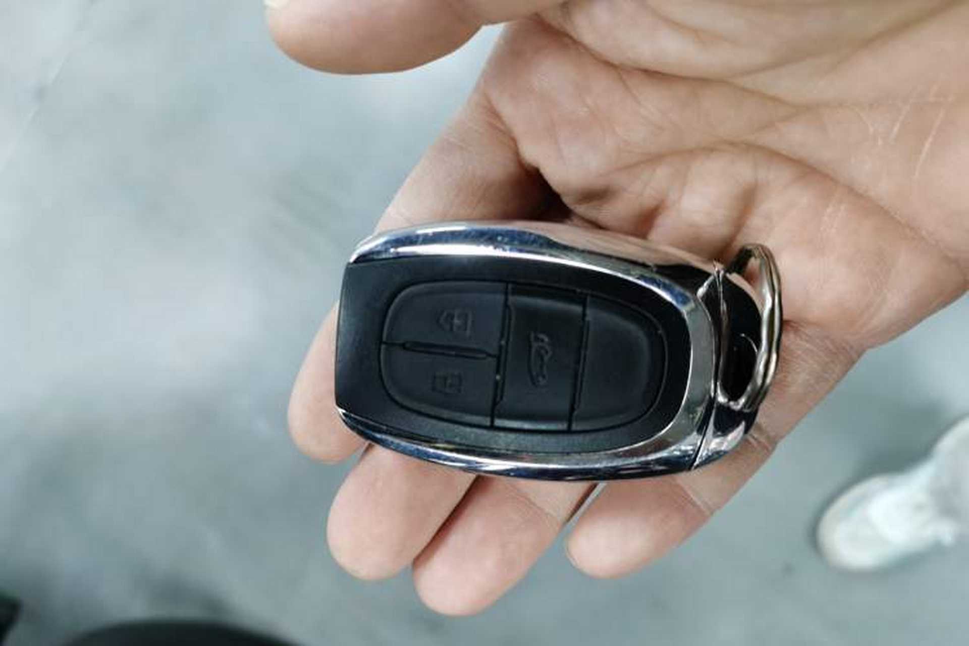 Used SAIC MAXUS G50 2023 PLUS 1.5T Happiness-Recommended Automatic Cruise Version Interior 1