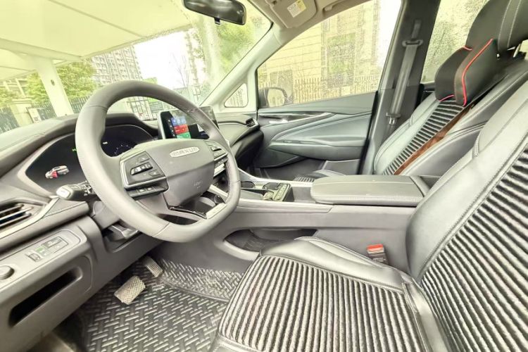 Used SAIC MAXUS G50 2023 PLUS 1.5T Automatic Escort Edition Interior 3