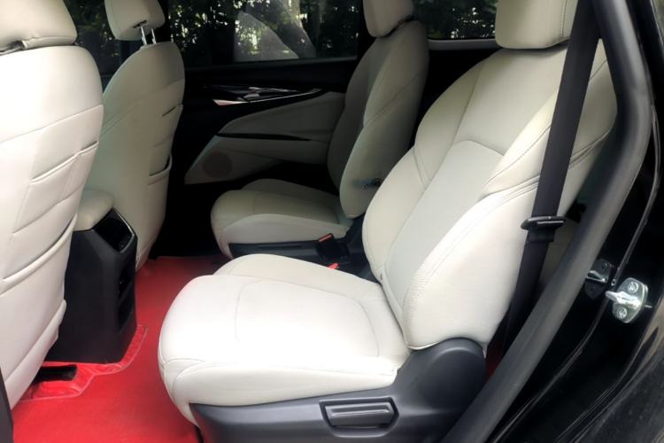Used SAIC MAXUS G50 2023 1.5T Manual Comfort A Interior 4