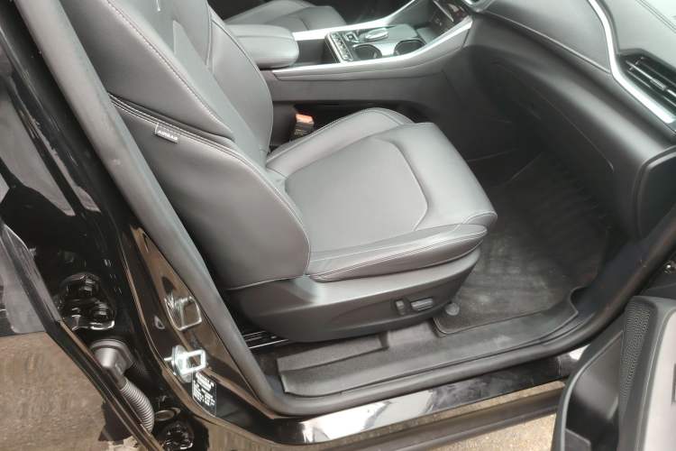 Used SAIC MAXUS G50 2023 PLUS 1.5T Happiness-Recommended Automatic Escort Edition Interior 8