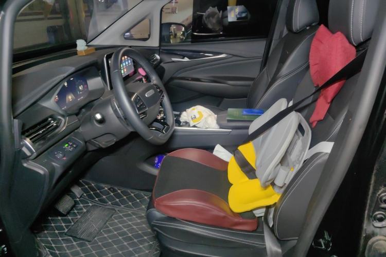 Used SAIC MAXUS G50 2023 PLUS 1.5T Happiness-Recommended Automatic Escort Edition Left Front Seat