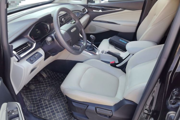 Used SAIC MAXUS G50 2023 1.5T Manual Comfort A Left Front Seat