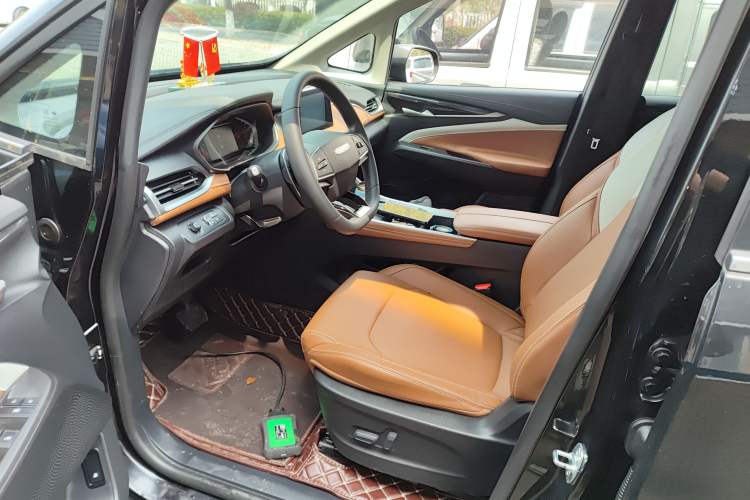 Used SAIC MAXUS G50 2023 PLUS 1.5T Happiness-Recommended Automatic Start Edition Left Front Seat