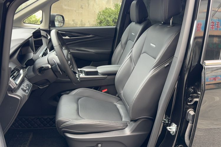Used SAIC MAXUS G50 2023 PLUS 1.5T Happiness-Recommended Automatic Escort Edition Left Front Seat