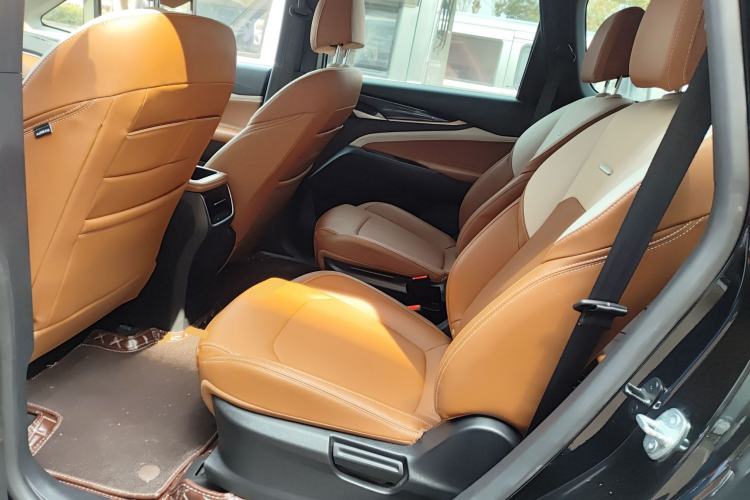 Used SAIC MAXUS G50 2023 PLUS 1.5T Happiness-Recommended Automatic Start Edition Left Rear Seat