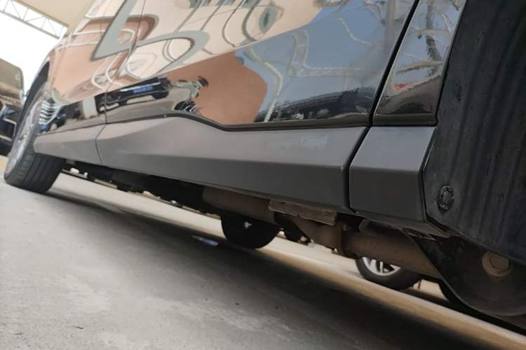 Used SAIC MAXUS G50 2023 PLUS 1.5T Happiness-Recommended Automatic Start Edition Left Side Sill