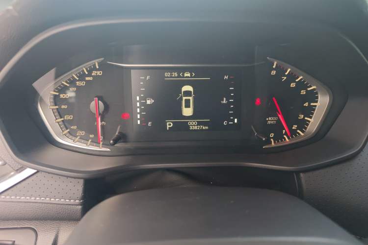 Used SAIC MAXUS G50 2023 PLUS 1.5T Happiness-Recommended Automatic Start Edition Odometer Close Up