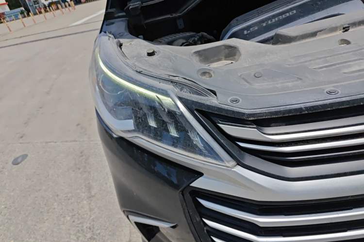 Used SAIC MAXUS G50 2023 1.5T Manual Comfort A Right Front Headlight