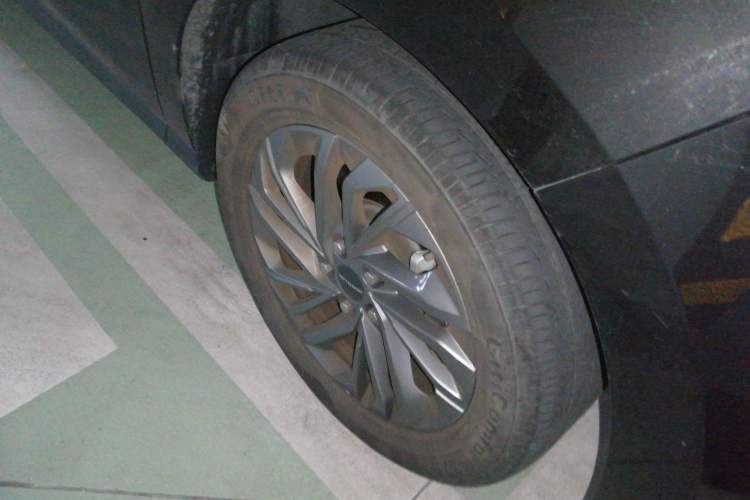 Used SAIC MAXUS G50 2023 PLUS 1.5T Happiness-Recommended Automatic Cruise Version Right Front Wheel Hub
