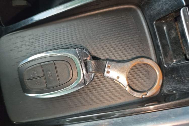Used SAIC MAXUS G50 2023 PLUS 1.5T Happiness-Recommended Automatic Start Edition Vehicle Key