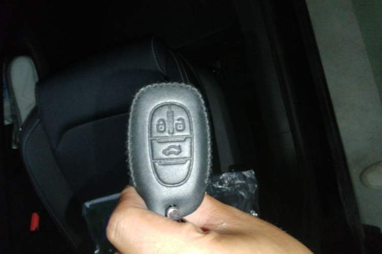 Used SAIC MAXUS G50 2023 PLUS 1.5T Happiness-Recommended Automatic Cruise Version Vehicle Key
