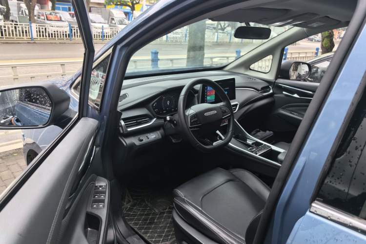 Used SAIC MAXUS G50 2023 PLUS 1.5T Happiness-Recommended Automatic Escort Edition Driver Seat