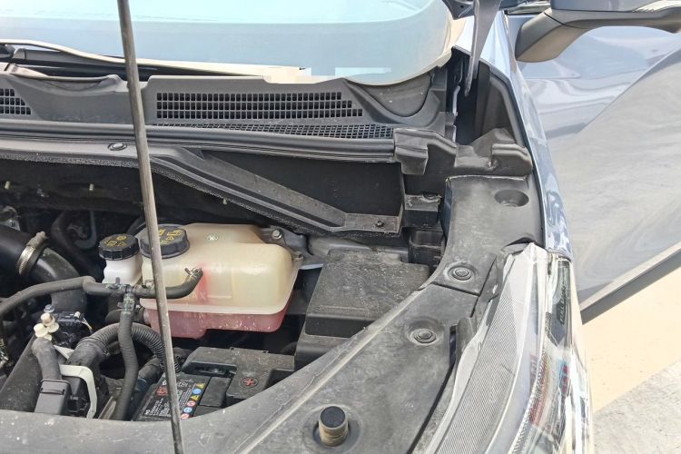 Used SAIC MAXUS G50 2023 PLUS 1.5T Automatic Cruise Version Engine Bay Left