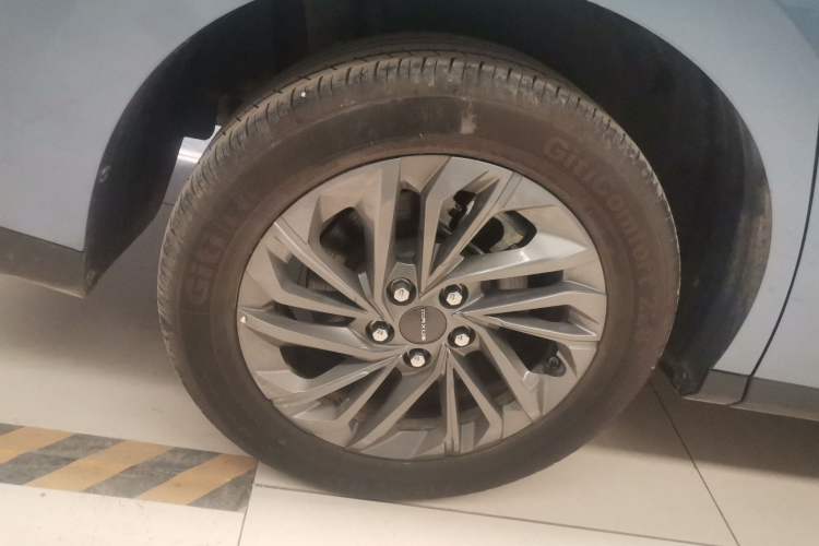 Used SAIC MAXUS G50 2023 PLUS 1.5T Happiness-Recommended Automatic Escort Edition Exterior 8