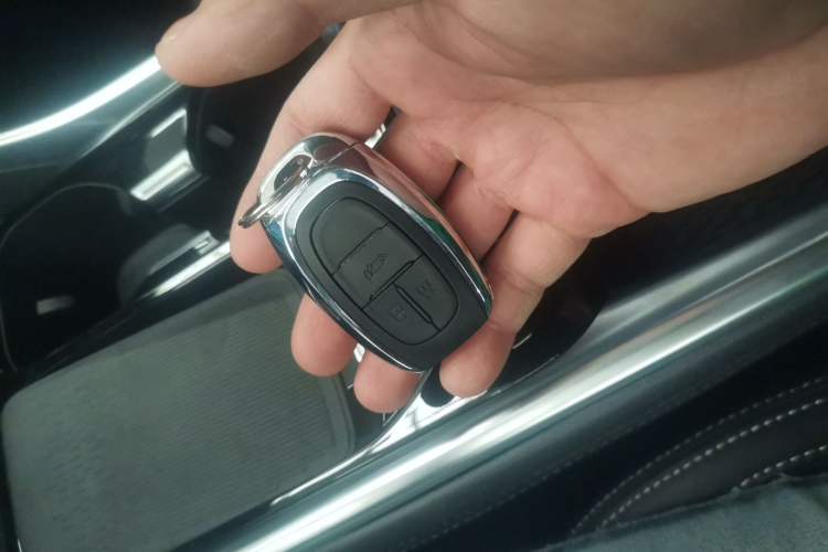 Used SAIC MAXUS G50 2023 PLUS 1.5T Happiness-Recommended Automatic Escort Edition Interior 1