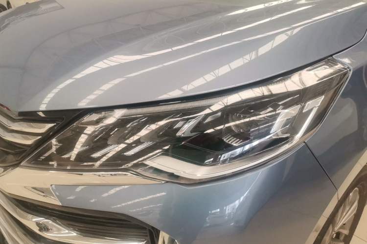 Used SAIC MAXUS G50 2023 PLUS 1.5T Happiness-Recommended Automatic Escort Edition Left Front Headlight
