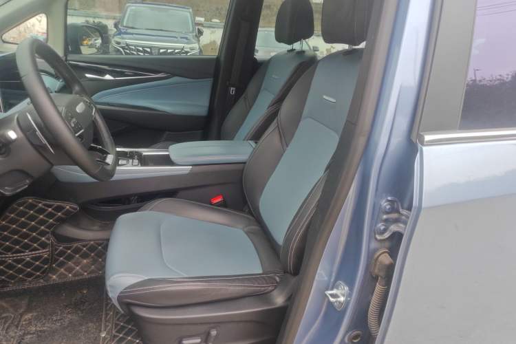 Used SAIC MAXUS G50 2023 PLUS 1.5T Happiness-Recommended Automatic Cruise Version Left Front Seat