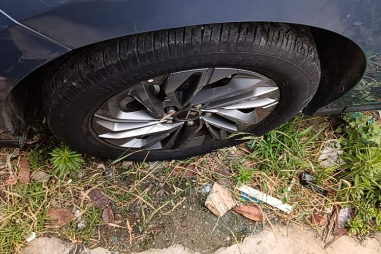 Used SAIC MAXUS G50 2023 PLUS 1.5T Automatic Cruise Version Left Front Wheel Hub