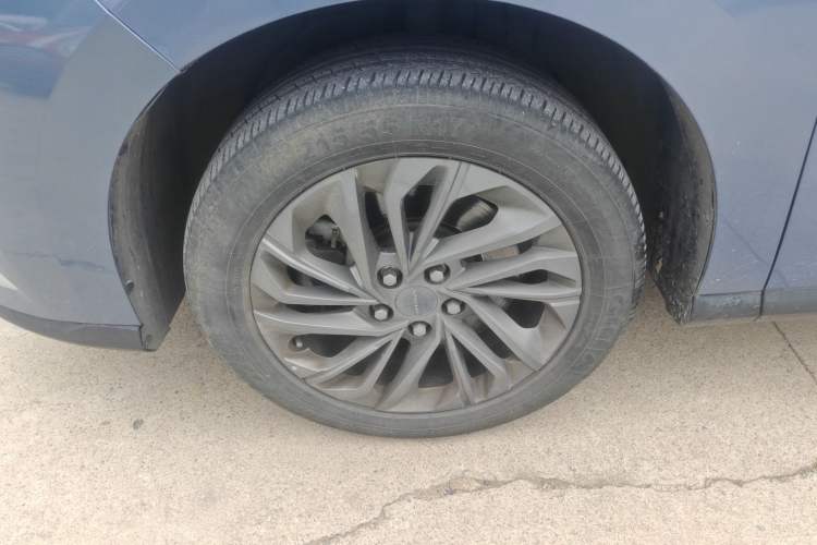 Used SAIC MAXUS G50 2023 PLUS 1.5T Happiness-Recommended Automatic Cruise Version Left Front Wheel Hub