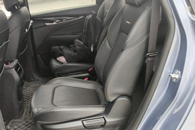 Used SAIC MAXUS G50 2023 PLUS 1.5T Automatic Cruise Version Left Rear Seat