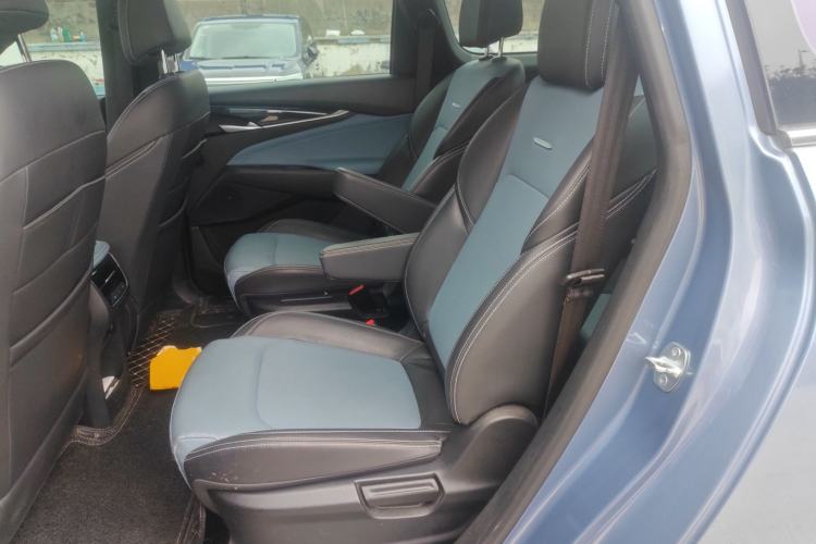 Used SAIC MAXUS G50 2023 PLUS 1.5T Happiness-Recommended Automatic Cruise Version Left Rear Seat