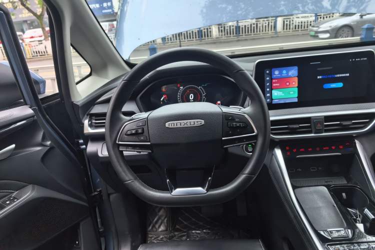 Used SAIC MAXUS G50 2023 PLUS 1.5T Happiness-Recommended Automatic Escort Edition Steering Wheel