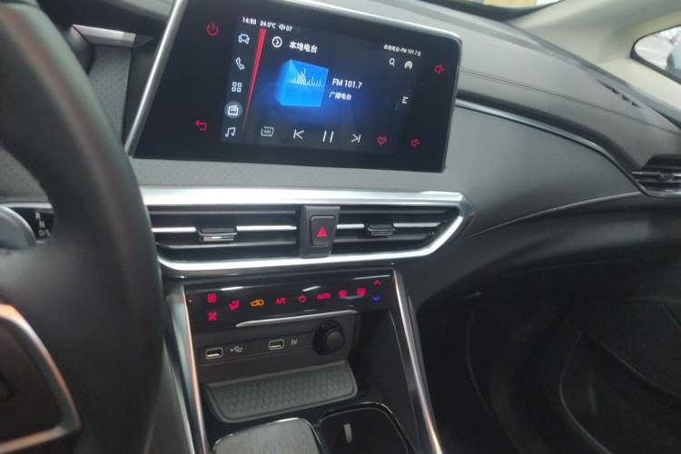 Used SAIC MAXUS G50 2023 PLUS 1.5T Automatic Custom Entry-Level Model Audio And AC Panel