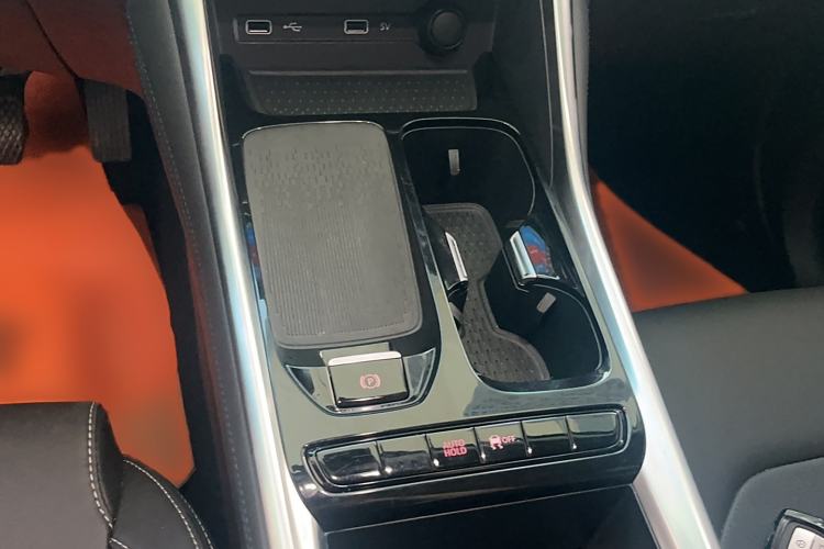 Used SAIC MAXUS G50 2023 PLUS 1.5T Happiness-Recommended Automatic Cruise Version Gear Lever