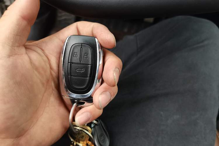 Used SAIC MAXUS G50 2023 PLUS 1.5T Happiness-Recommended Automatic Escort Edition Vehicle Key